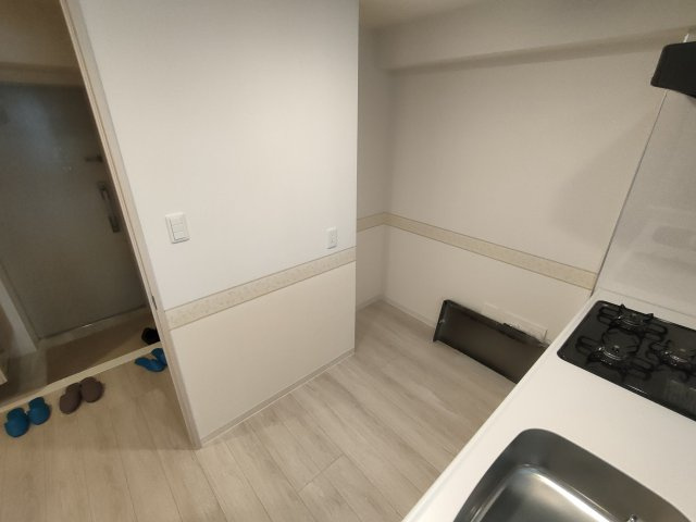 【キッチン】 | グランエスポワール | キッチン裏の食器棚置き場です