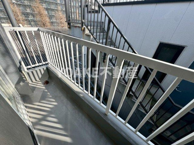 【バルコニー】 | ラベンダーコート