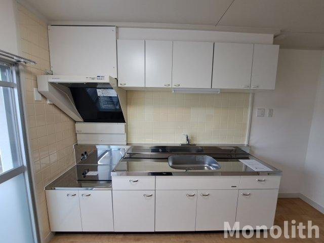 光明台26号棟のキッチン