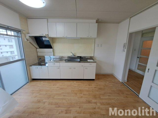 光明台26号棟の内装