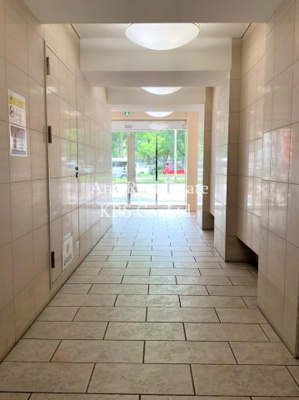 【ロビー】 | アリス・マナーガーデン新町 | 広々空間のロビーです！