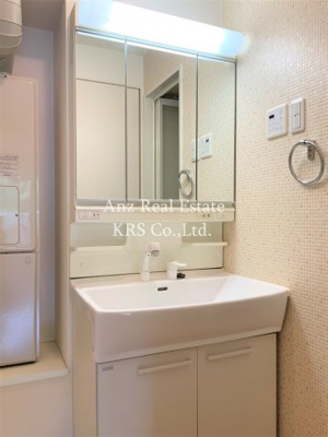 【洗面所】 | アリス・マナーガーデン新町 | シャンプードレッサー！三面鏡付き！