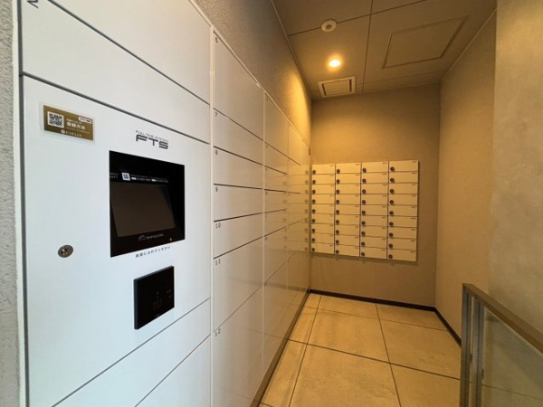 【設備】 | 【郵便受け】シンプルで使い勝手の良い郵便受けです！宅配ボックスもございます！