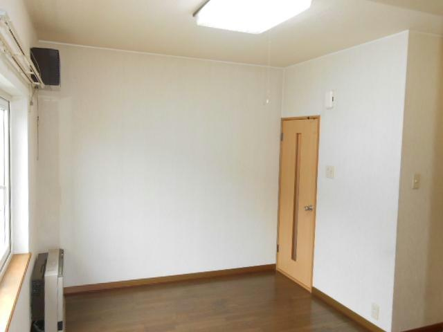 エルス文苑の居間・リビング