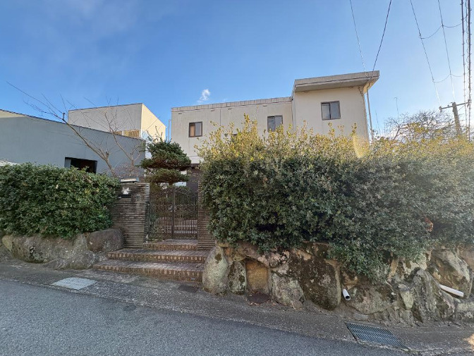 西岡本７丁目　中古戸建の外観