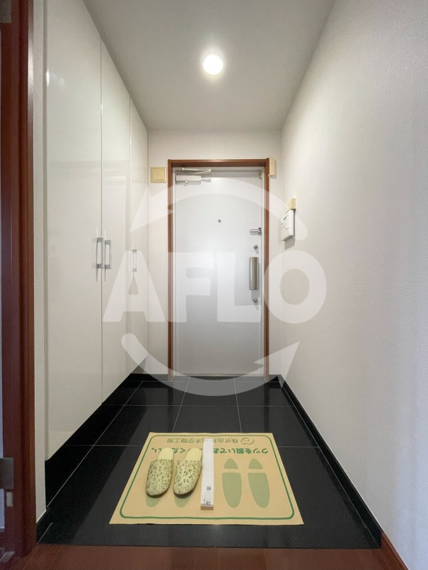 帝塚山　松寿庵　住吉小学校の玄関|帝塚山松寿庵　玄関