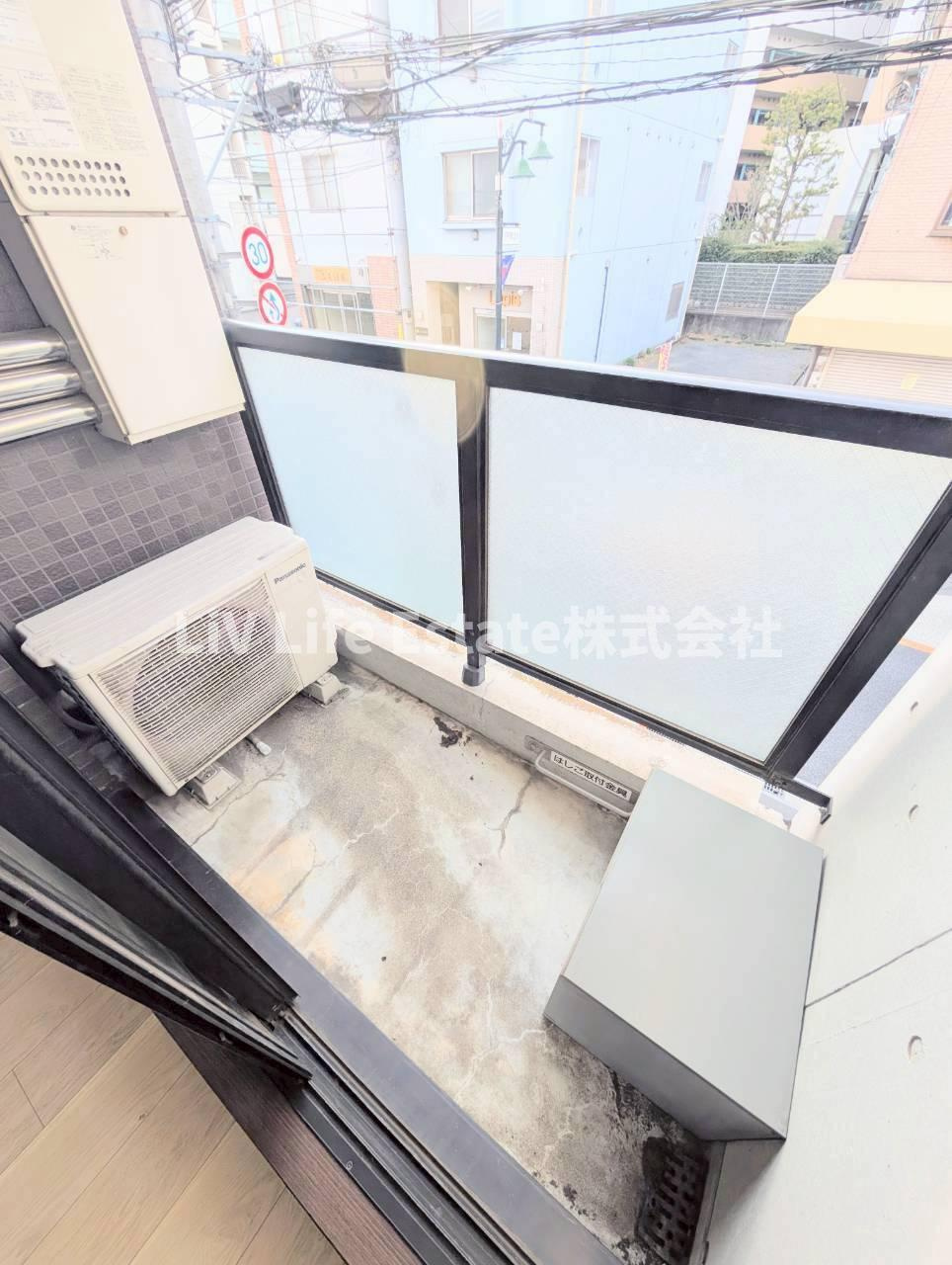 ヒバリーヒルズのバルコニー