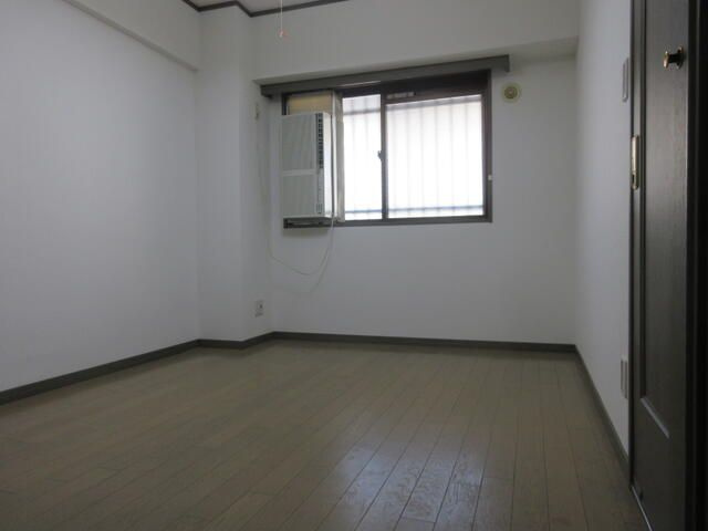 ライオンズマンション春日ガーデンの寝室