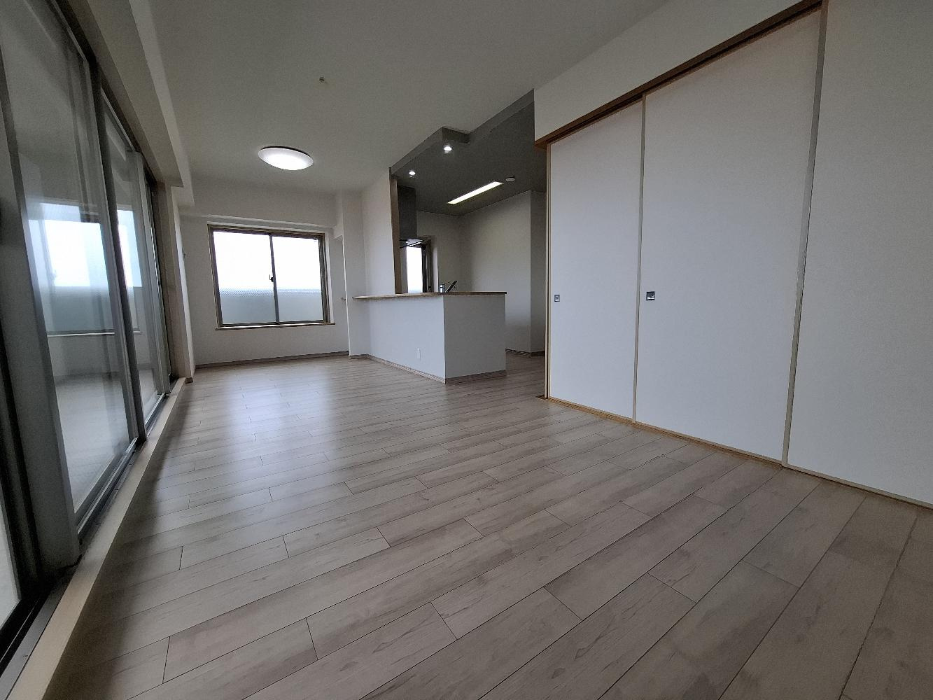 グランアッシュ天美駅前の居間・リビング