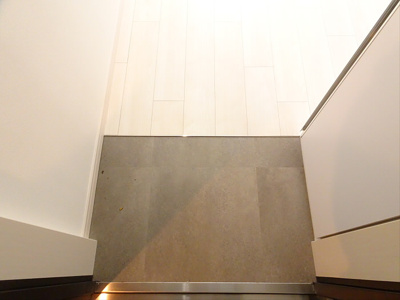 【玄関】 | アルティローザ笹塚