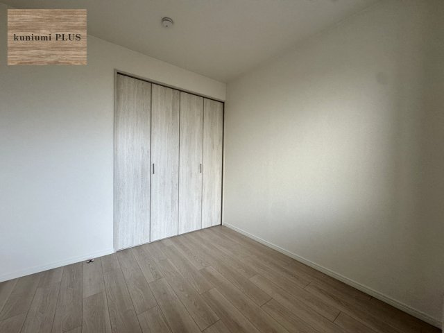 高殿コーポの洋室