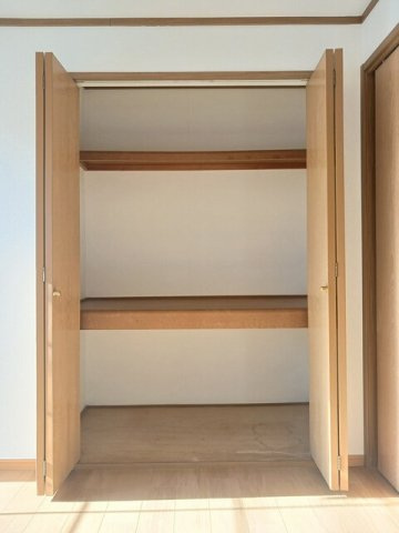 サンライズ・ＡＲＡＩの収納|こまごまとしたものを収納できそうですね