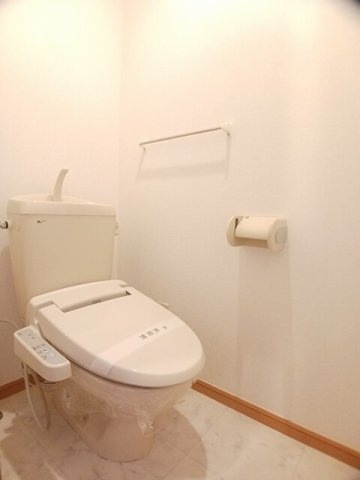 サンライズ・ＡＲＡＩのトイレ|シンプルで使いやすいトイレです