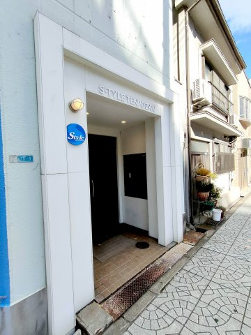 【エントランス】 | エスタイル天保山