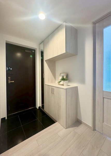 ガーデンズ綱島スカイウイングの玄関|いってらっしゃい、おかえりなさいが温かく響く玄関オートロックで暮らしも安心