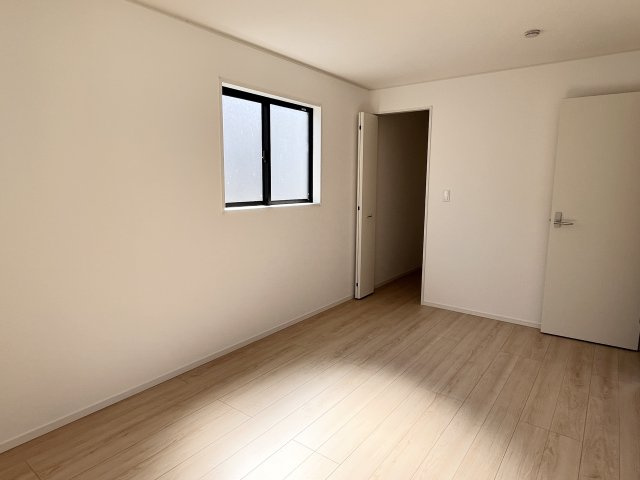 ●鈴鹿市桜島町第4 新築戸建【全7棟】の洋室