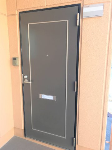 アレグリーアNISHINODAIの玄関