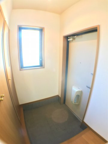 アレグリーアNISHINODAIの玄関