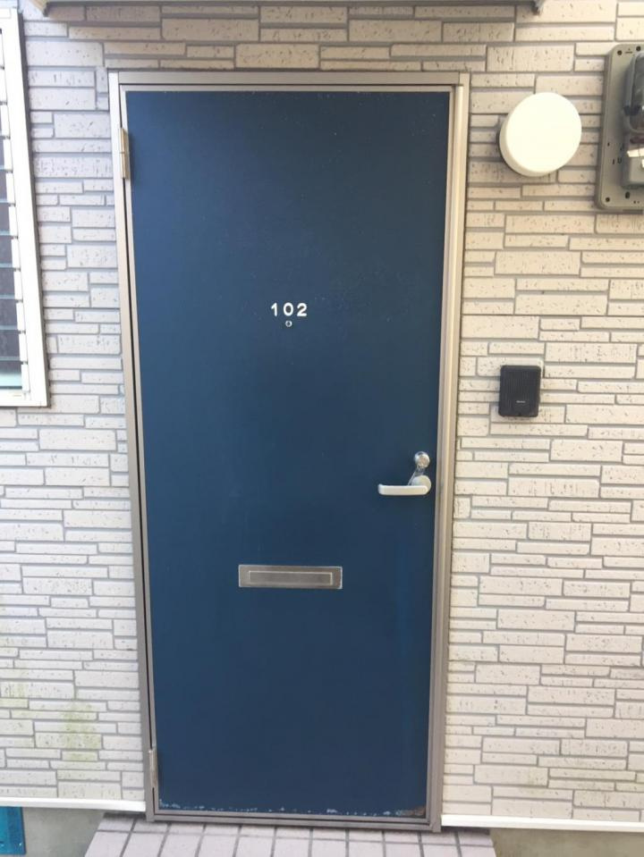 フローリッシュⅠの玄関