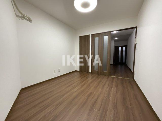 浮田2貸家の洋室