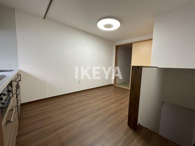 浮田2貸家の居間・リビング