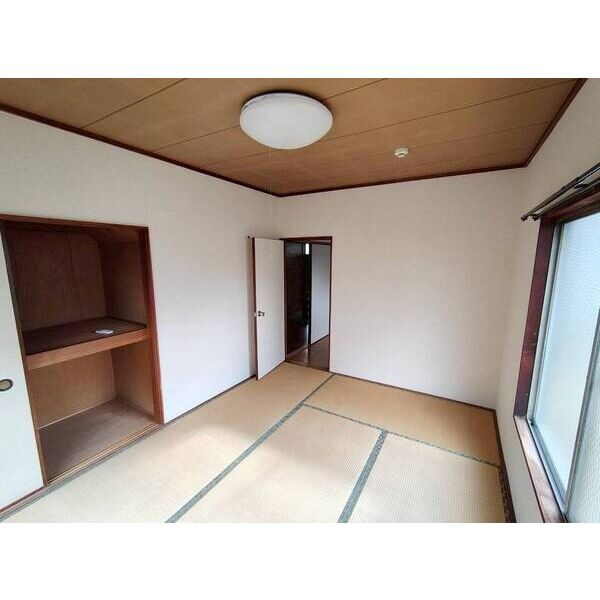 白沢戸建ての和室