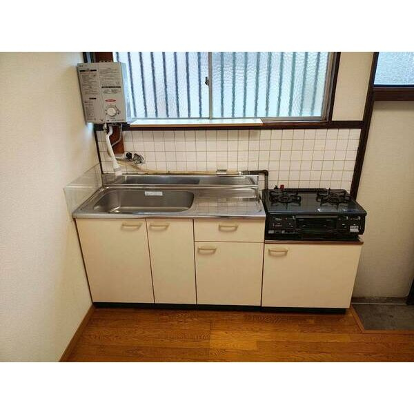 白沢戸建てのキッチン