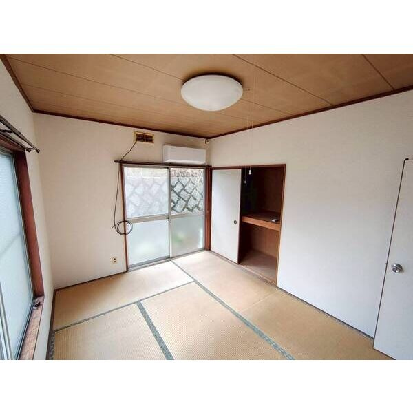 白沢戸建ての和室