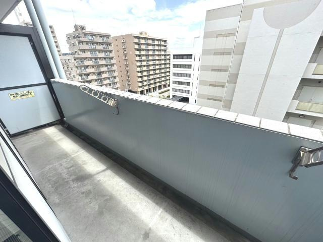 ブルーエスのバルコニー