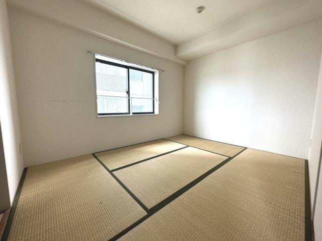 ブルーエスの和室