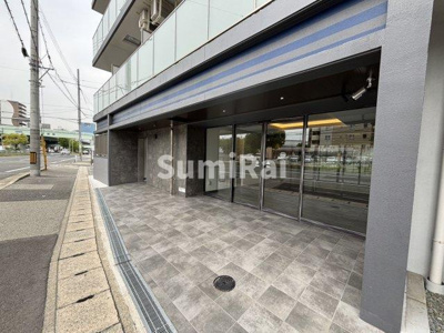 【エントランス】 | リヴィアスコウベラメール