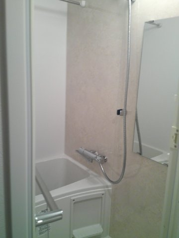 大阪市中央区瓦屋町１丁目の賃貸マンションの浴室