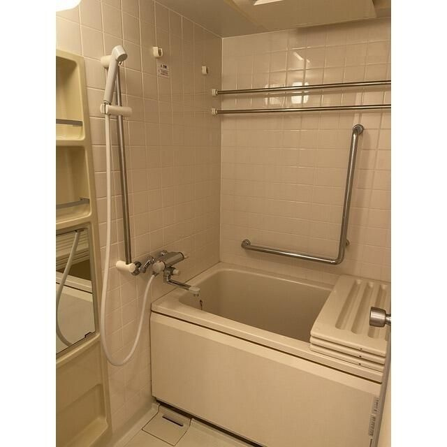 文京グリーンコートビュータワー本駒込の浴室