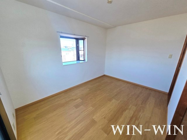 ウイングコートの寝室|イメージ（同建物内別部屋の写真です）