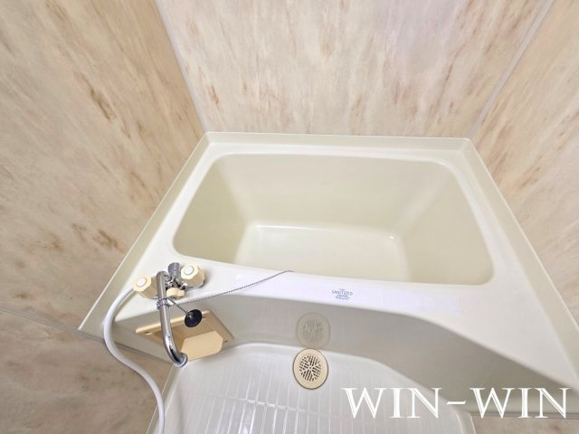 ウイングコートの浴室|イメージ（同建物内別部屋の写真です）