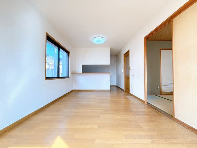 【居間・リビング】 | 渋川市北橘町　中古住宅