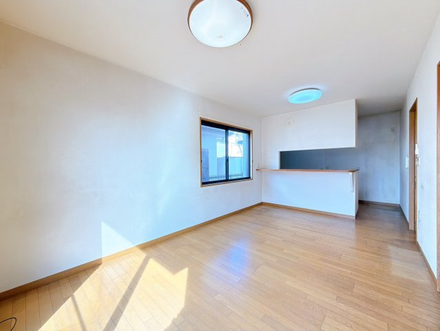 【居間・リビング】 | 渋川市北橘町　中古住宅