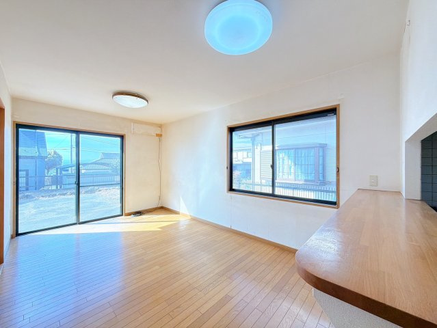 【居間・リビング】 | 渋川市北橘町　中古住宅