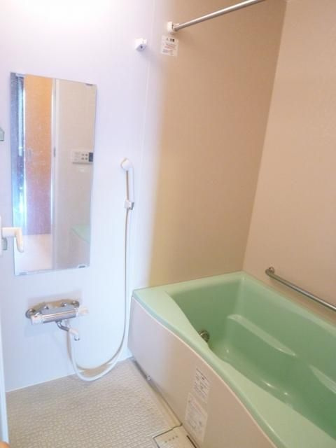 イーストピアの浴室