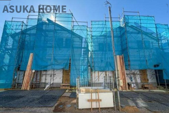 横浜市戸塚区平戸町の外観|駐車場が広いのがうれしいですね。