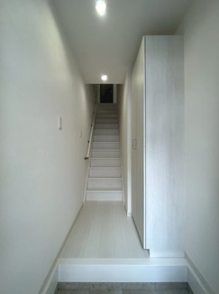 【玄関】 | 中京区壬生森町　店舗付住宅