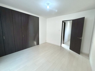 【洋室】 | 中京区壬生森町　店舗付住宅