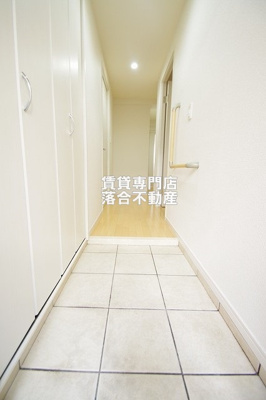 【玄関】 | リリーウェル | 綺麗で広々とした玄関