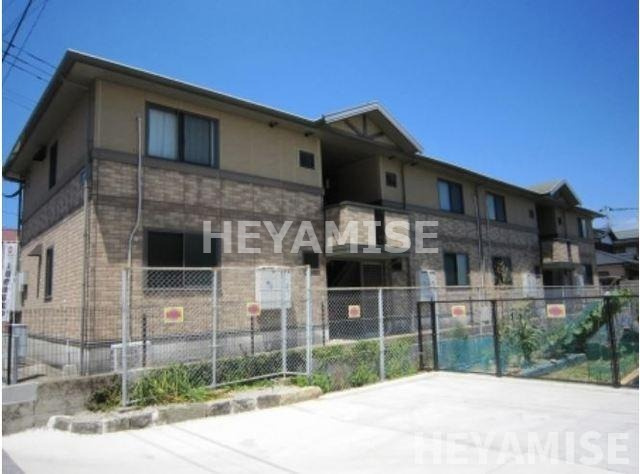 ステラ本町の外観