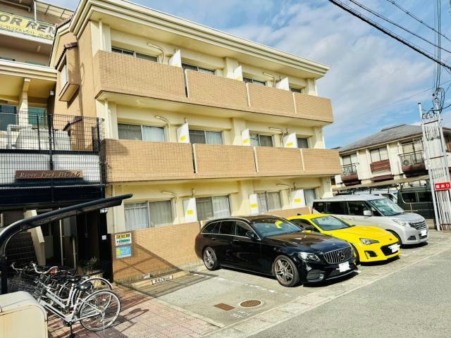 リバーパーク北条の外観