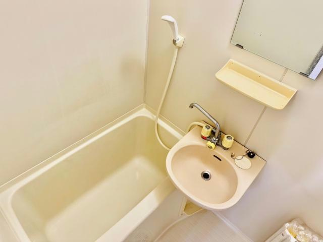 リバーパーク北条の浴室