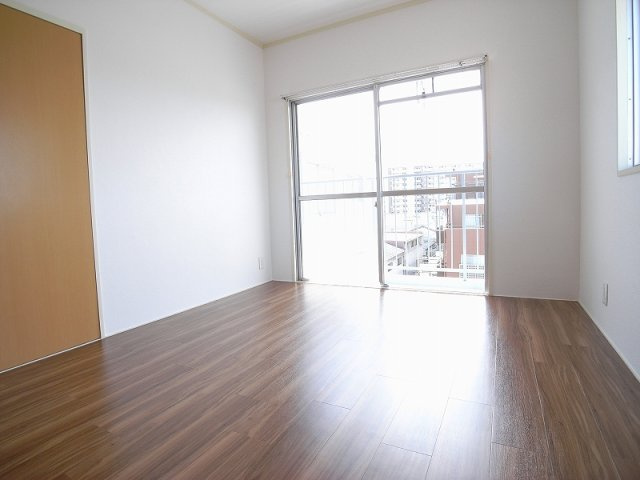 【洋室】 | ファミール吉田Ⅰ