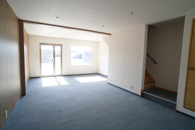 奈良市法蓮町の店舗の居間・リビング