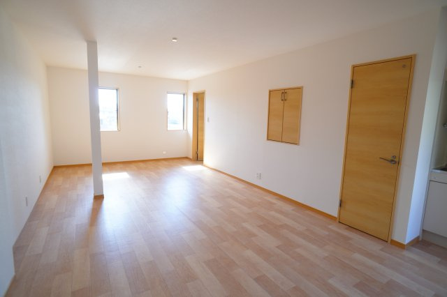 法蓮町テナントの居間・リビング