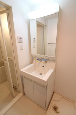 【独立洗面台】 | アドバンス西梅田Ⅲエミネンス